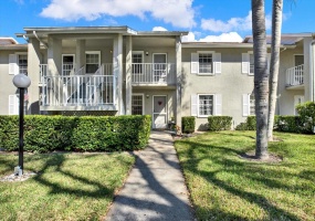 1390 OAK HILL DRIVE, DUNEDIN, Florida 34698, 2 Bedrooms Bedrooms, ,2 BathroomsBathrooms,Residential,For Sale,OAK HILL,MFRT3506227