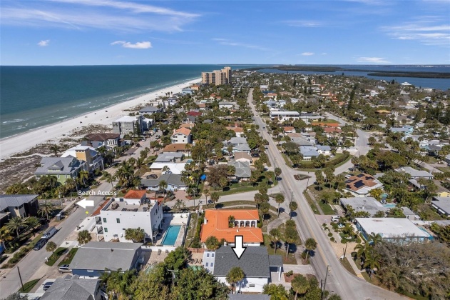 738 MANDALAY AVE, CLEARWATER BEACH, Florida 33767, 4 Bedrooms Bedrooms, ,3 BathroomsBathrooms,Residential,For Sale,MANDALAY AVE,MFRT3504242