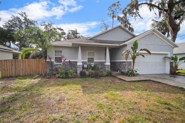 109 MAKI ROAD, PLANT CITY, Florida 33563, 3 Bedrooms Bedrooms, ,2 BathroomsBathrooms,Residential,For Sale,MAKI,MFRA4594576