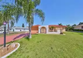 627 FORT DUQUESNA DRIVE, SUN CITY CENTER, Florida 33573, 2 Bedrooms Bedrooms, ,2 BathroomsBathrooms,Residential,For Sale,FORT DUQUESNA,MFRT3505180