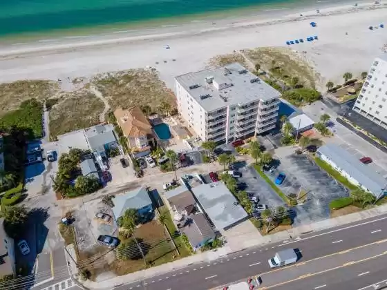 13426 GULF BOULEVARD, MADEIRA BEACH, Florida 33708, 3 Bedrooms Bedrooms, ,3 BathroomsBathrooms,Residential,For Sale,GULF,MFRT3507140