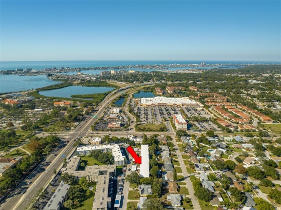 9945 47TH AVENUE, ST PETERSBURG, Florida 33708, 2 Bedrooms Bedrooms, ,1 BathroomBathrooms,Residential,For Sale,47TH,MFRU8221417