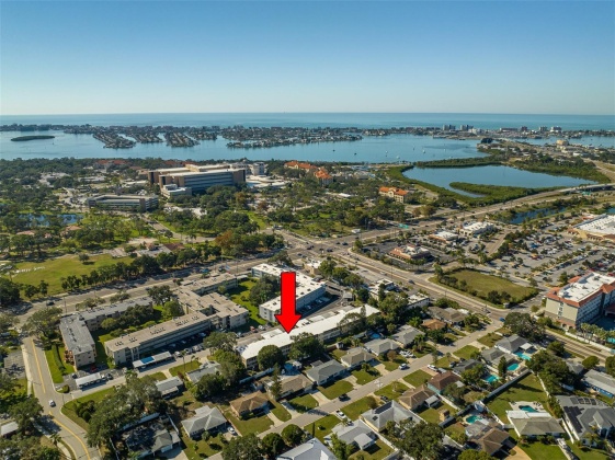 9945 47TH AVENUE, ST PETERSBURG, Florida 33708, 2 Bedrooms Bedrooms, ,1 BathroomBathrooms,Residential,For Sale,47TH,MFRU8221417