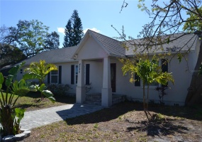 4320 8TH AVENUE, ST PETERSBURG, Florida 33713, 5 Bedrooms Bedrooms, ,2 BathroomsBathrooms,Residential,For Sale,8TH,MFRT3507224