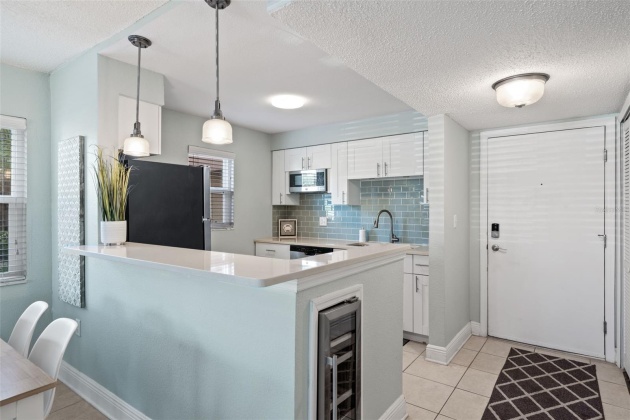 17035 GULF BOULEVARD, NORTH REDINGTON BEACH, Florida 33708, 1 Bedroom Bedrooms, ,1 BathroomBathrooms,Residential,For Sale,GULF,MFRT3484137