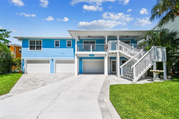 2601 BAY BOULEVARD, INDIAN ROCKS BEACH, Florida 33785, 3 Bedrooms Bedrooms, ,2 BathroomsBathrooms,Residential,For Sale,BAY,MFRU8232560