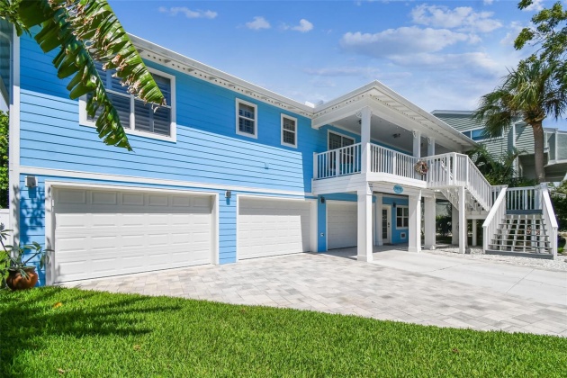 2601 BAY BOULEVARD, INDIAN ROCKS BEACH, Florida 33785, 3 Bedrooms Bedrooms, ,2 BathroomsBathrooms,Residential,For Sale,BAY,MFRU8232560