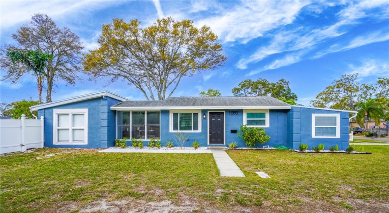 1080 46TH STREET, ST PETERSBURG, Florida 33713, 3 Bedrooms Bedrooms, ,3 BathroomsBathrooms,Residential,For Sale,46TH,MFRA4601217