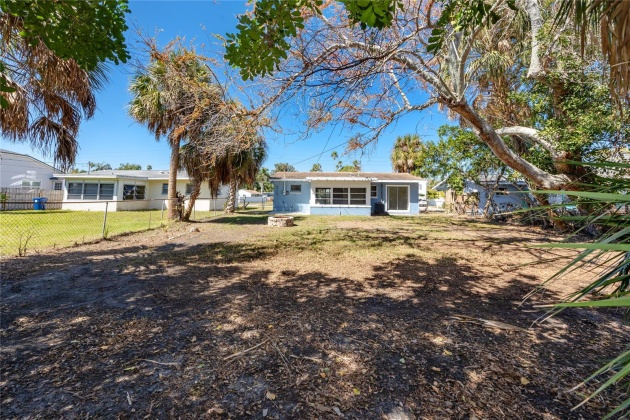 3611 OVERLOOK DRIVE, ST PETERSBURG, Florida 33703, 3 Bedrooms Bedrooms, ,1 BathroomBathrooms,Residential,For Sale,OVERLOOK,MFRU8232530