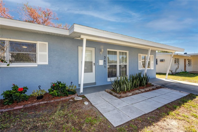 3611 OVERLOOK DRIVE, ST PETERSBURG, Florida 33703, 3 Bedrooms Bedrooms, ,1 BathroomBathrooms,Residential,For Sale,OVERLOOK,MFRU8232530