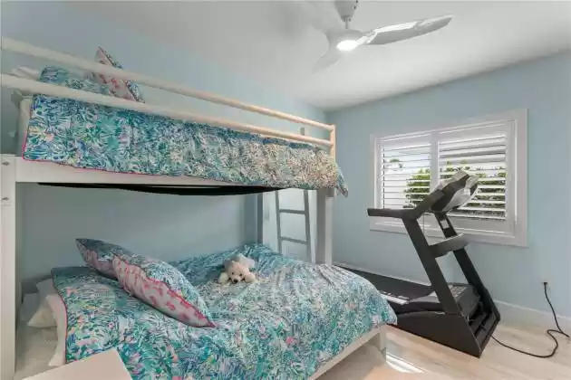 4226 HOLLAND DRIVE, ST PETE BEACH, Florida 33706, 3 Bedrooms Bedrooms, ,3 BathroomsBathrooms,Residential,For Sale,HOLLAND,MFRU8232916
