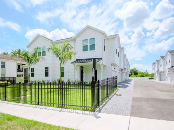 6235 MANHATTAN AVENUE, TAMPA, Florida 33616, 3 Bedrooms Bedrooms, ,2 BathroomsBathrooms,Residential,For Sale,MANHATTAN,MFRT3482516