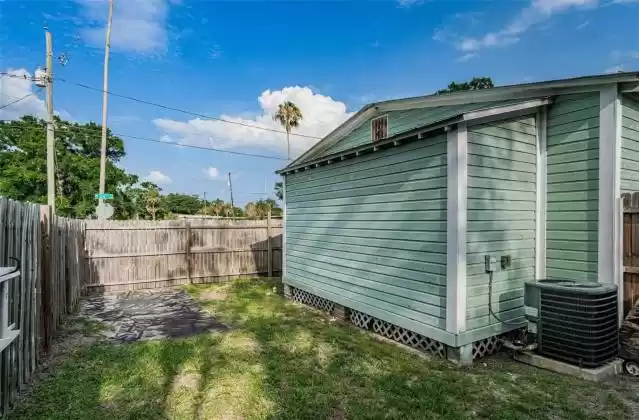 2320 12TH AVENUE, TAMPA, Florida 33605, 3 Bedrooms Bedrooms, ,2 BathroomsBathrooms,Residential,For Sale,12TH,MFRT3449718
