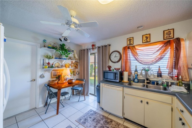 1758 ATRIUM DRIVE, SUN CITY CENTER, Florida 33573, 2 Bedrooms Bedrooms, ,2 BathroomsBathrooms,Residential,For Sale,ATRIUM,MFRT3507827