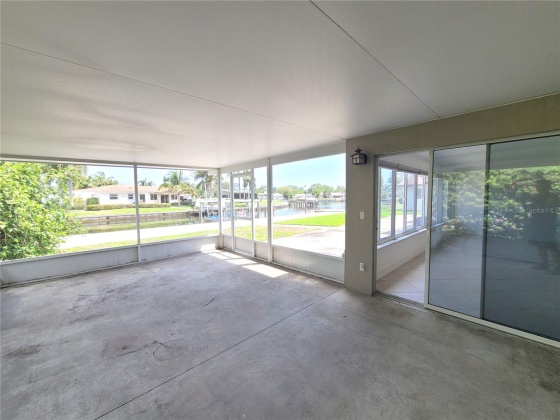 5237 DOVER STREET, ST PETERSBURG, Florida 33703, 4 Bedrooms Bedrooms, ,2 BathroomsBathrooms,Residential,For Sale,DOVER,MFRT3509063