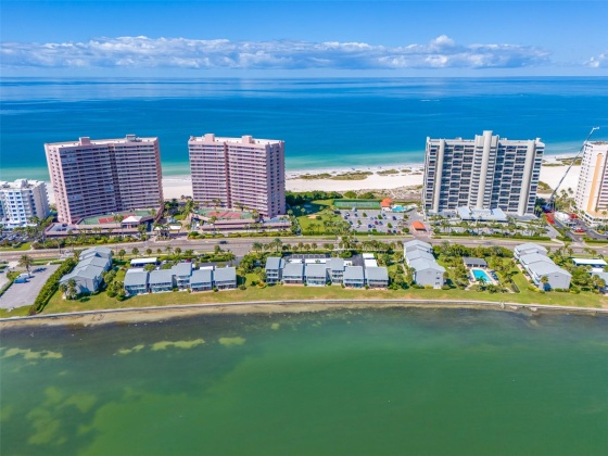 1301 GULF BOULEVARD, CLEARWATER, Florida 33767, 2 Bedrooms Bedrooms, ,2 BathroomsBathrooms,Residential,For Sale,GULF,MFRU8232739