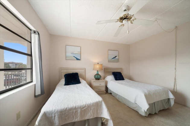 9815 HARRELL AVENUE, TREASURE ISLAND, Florida 33706, 2 Bedrooms Bedrooms, ,2 BathroomsBathrooms,Residential,For Sale,HARRELL,MFRU8233038