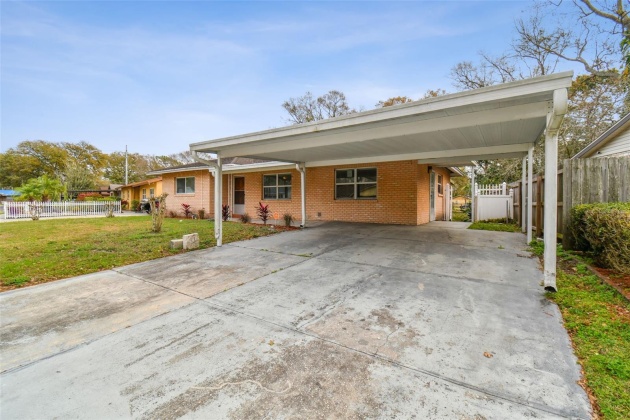 5841 LANGSTON DRIVE, TAMPA, Florida 33619, 2 Bedrooms Bedrooms, ,2 BathroomsBathrooms,Residential,For Sale,LANGSTON,MFRT3509230