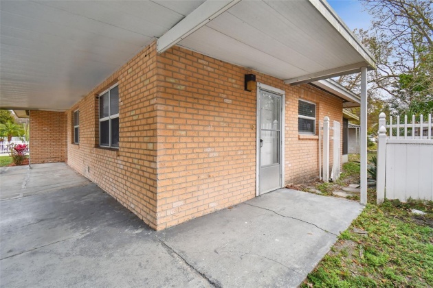 5841 LANGSTON DRIVE, TAMPA, Florida 33619, 2 Bedrooms Bedrooms, ,2 BathroomsBathrooms,Residential,For Sale,LANGSTON,MFRT3509230