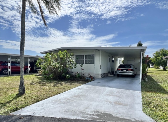 654 MOUNT MADISON AVENUE, ST PETERSBURG, Florida 33702, 2 Bedrooms Bedrooms, ,1 BathroomBathrooms,Residential,For Sale,MOUNT MADISON,MFRU8233404