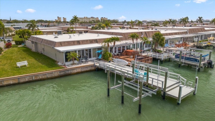 503 BOCA CIEGA POINT BOULEVARD, ST PETERSBURG, Florida 33708, 2 Bedrooms Bedrooms, ,2 BathroomsBathrooms,Residential,For Sale,BOCA CIEGA POINT,MFRU8233220