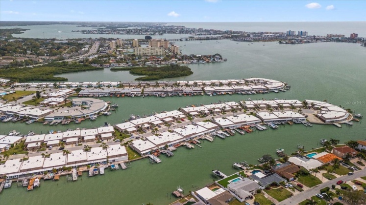 503 BOCA CIEGA POINT BOULEVARD, ST PETERSBURG, Florida 33708, 2 Bedrooms Bedrooms, ,2 BathroomsBathrooms,Residential,For Sale,BOCA CIEGA POINT,MFRU8233220