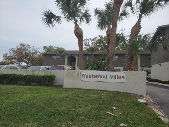 6000 1ST AVENUE, ST PETERSBURG, Florida 33707, 1 Bedroom Bedrooms, ,1 BathroomBathrooms,Residential,For Sale,1ST,MFRU8233509