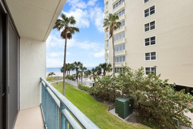 1390 GULF BOULEVARD, CLEARWATER, Florida 33767, 2 Bedrooms Bedrooms, ,2 BathroomsBathrooms,Residential,For Sale,GULF,MFRT3490364