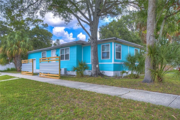 2530 7TH STREET, ST PETERSBURG, Florida 33705, 2 Bedrooms Bedrooms, ,1 BathroomBathrooms,Residential,For Sale,7TH,MFRU8214476