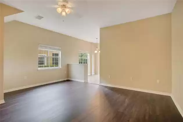 2044 GREENWOOD VALLEY DRIVE, PLANT CITY, Florida 33563, 3 Bedrooms Bedrooms, ,3 BathroomsBathrooms,Residential,For Sale,GREENWOOD VALLEY,MFRO6158611