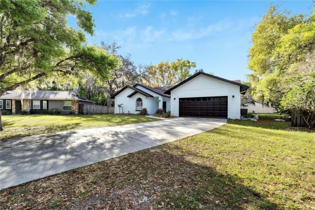 24020 STARLING CIRCLE, LAND O LAKES, Florida 34639, 3 Bedrooms Bedrooms, ,2 BathroomsBathrooms,Residential,For Sale,STARLING,MFRT3510323