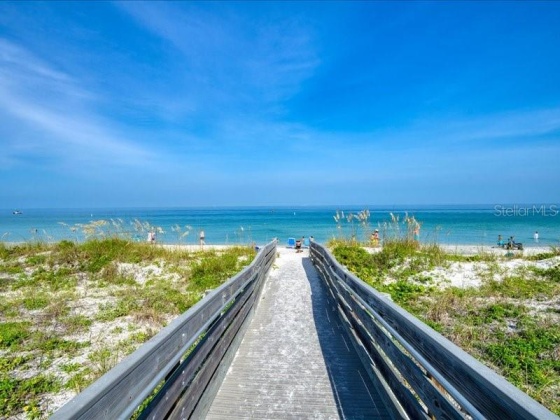 2110 GULF BOULEVARD, INDIAN ROCKS BEACH, Florida 33785, 1 Bedroom Bedrooms, ,1 BathroomBathrooms,Residential,For Sale,GULF,MFRU8220994