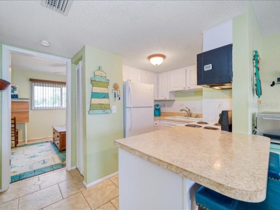 2110 GULF BOULEVARD, INDIAN ROCKS BEACH, Florida 33785, 1 Bedroom Bedrooms, ,1 BathroomBathrooms,Residential,For Sale,GULF,MFRU8220994