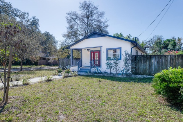 1011 ELLICOTT STREET, TAMPA, Florida 33603, 3 Bedrooms Bedrooms, ,2 BathroomsBathrooms,Residential,For Sale,ELLICOTT,MFRT3509318