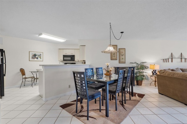 6077 BAHIA DEL MAR BOULEVARD, ST PETERSBURG, Florida 33715, 2 Bedrooms Bedrooms, ,2 BathroomsBathrooms,Residential,For Sale,BAHIA DEL MAR,MFRU8227631