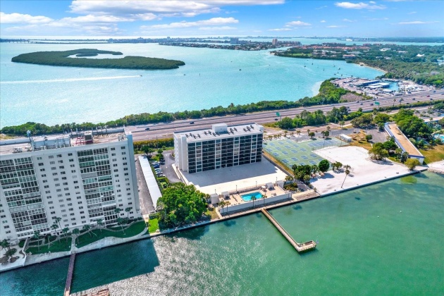 7100 SUNSHINE SKYWAY LANE, ST PETERSBURG, Florida 33711, 2 Bedrooms Bedrooms, ,2 BathroomsBathrooms,Residential,For Sale,SUNSHINE SKYWAY,MFRU8215965