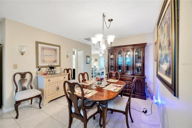 319 CLUB MANOR DRIVE, SUN CITY CENTER, Florida 33573, 2 Bedrooms Bedrooms, ,2 BathroomsBathrooms,Residential,For Sale,CLUB MANOR,MFRU8217569