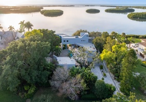 1761 OCEANVIEW DRIVE, ST PETERSBURG, Florida 33715, 3 Bedrooms Bedrooms, ,3 BathroomsBathrooms,Residential,For Sale,OCEANVIEW,MFRU8227500