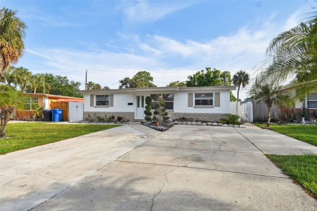 1842 NEVADA AVENUE, ST PETERSBURG, Florida 33703, 3 Bedrooms Bedrooms, ,2 BathroomsBathrooms,Residential,For Sale,NEVADA,MFRT3511343