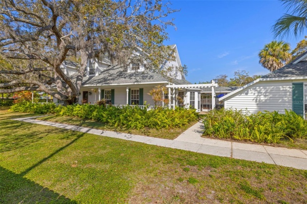 801 PARK STREET, ST PETERSBURG, Florida 33710, 3 Bedrooms Bedrooms, ,3 BathroomsBathrooms,Residential,For Sale,PARK,MFRU8235069