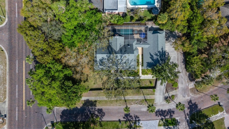 801 PARK STREET, ST PETERSBURG, Florida 33710, 3 Bedrooms Bedrooms, ,3 BathroomsBathrooms,Residential,For Sale,PARK,MFRU8235069