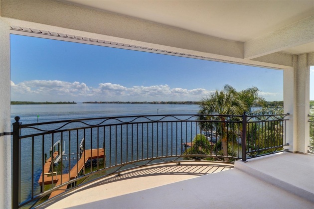 6627 BAYOU GRANDE BOULEVARD, ST PETERSBURG, Florida 33702, 4 Bedrooms Bedrooms, ,3 BathroomsBathrooms,Residential,For Sale,BAYOU GRANDE,MFRU8235325