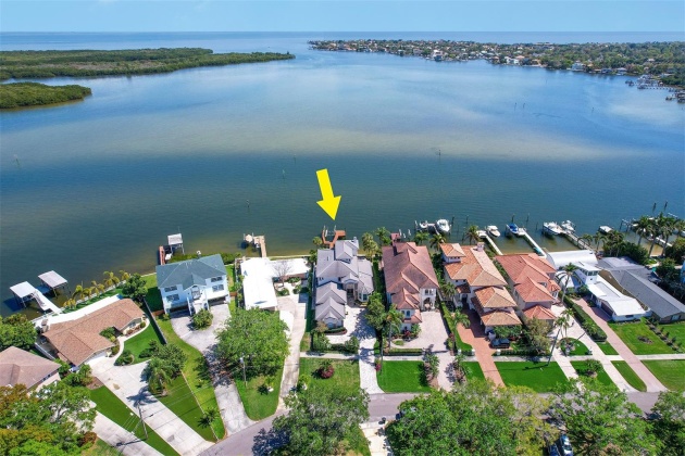 6627 BAYOU GRANDE BOULEVARD, ST PETERSBURG, Florida 33702, 4 Bedrooms Bedrooms, ,3 BathroomsBathrooms,Residential,For Sale,BAYOU GRANDE,MFRU8235325