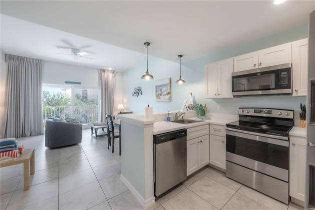 13101 GULF BOULEVARD, MADEIRA BEACH, Florida 33708, 2 Bedrooms Bedrooms, ,2 BathroomsBathrooms,Residential,For Sale,GULF,MFRT3485410