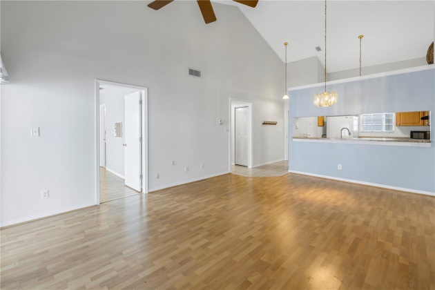 6818 STONES THROW CIRCLE, ST PETERSBURG, Florida 33710, 2 Bedrooms Bedrooms, ,2 BathroomsBathrooms,Residential,For Sale,STONES THROW,MFRU8224511