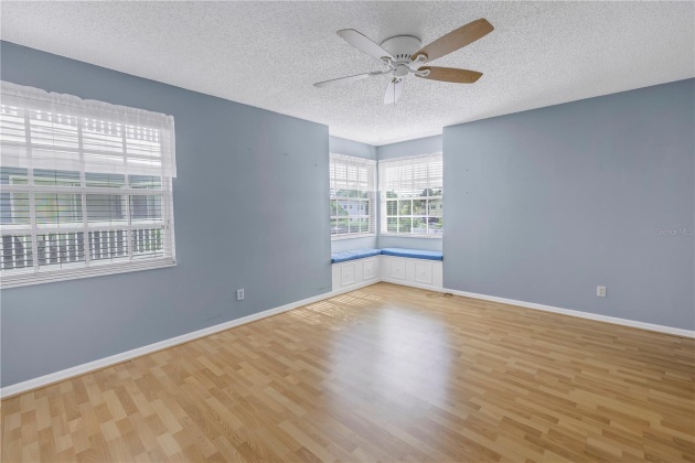 6818 STONES THROW CIRCLE, ST PETERSBURG, Florida 33710, 2 Bedrooms Bedrooms, ,2 BathroomsBathrooms,Residential,For Sale,STONES THROW,MFRU8224511