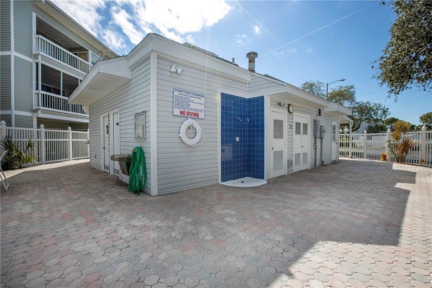 6818 STONES THROW CIRCLE, ST PETERSBURG, Florida 33710, 2 Bedrooms Bedrooms, ,2 BathroomsBathrooms,Residential,For Sale,STONES THROW,MFRU8224511