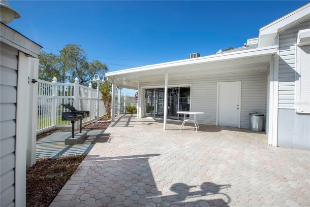 6818 STONES THROW CIRCLE, ST PETERSBURG, Florida 33710, 2 Bedrooms Bedrooms, ,2 BathroomsBathrooms,Residential,For Sale,STONES THROW,MFRU8224511