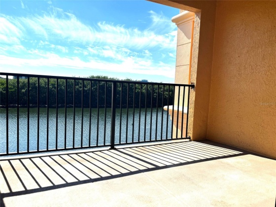 2721 VIA MURANO, CLEARWATER, Florida 33764, 2 Bedrooms Bedrooms, ,2 BathroomsBathrooms,Residential,For Sale,VIA MURANO,MFRU8228827