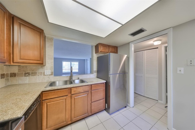 13626 GREENFIELD DRIVE, TAMPA, Florida 33618, 1 Bedroom Bedrooms, ,1 BathroomBathrooms,Residential,For Sale,GREENFIELD,MFRT3513274